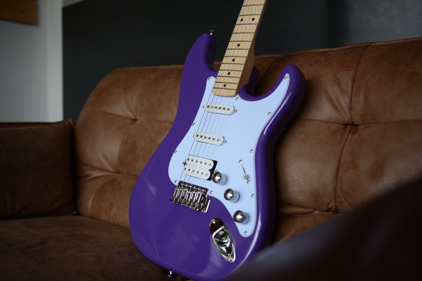 Kramer Focus VT-211S Electric Guitar - Purple